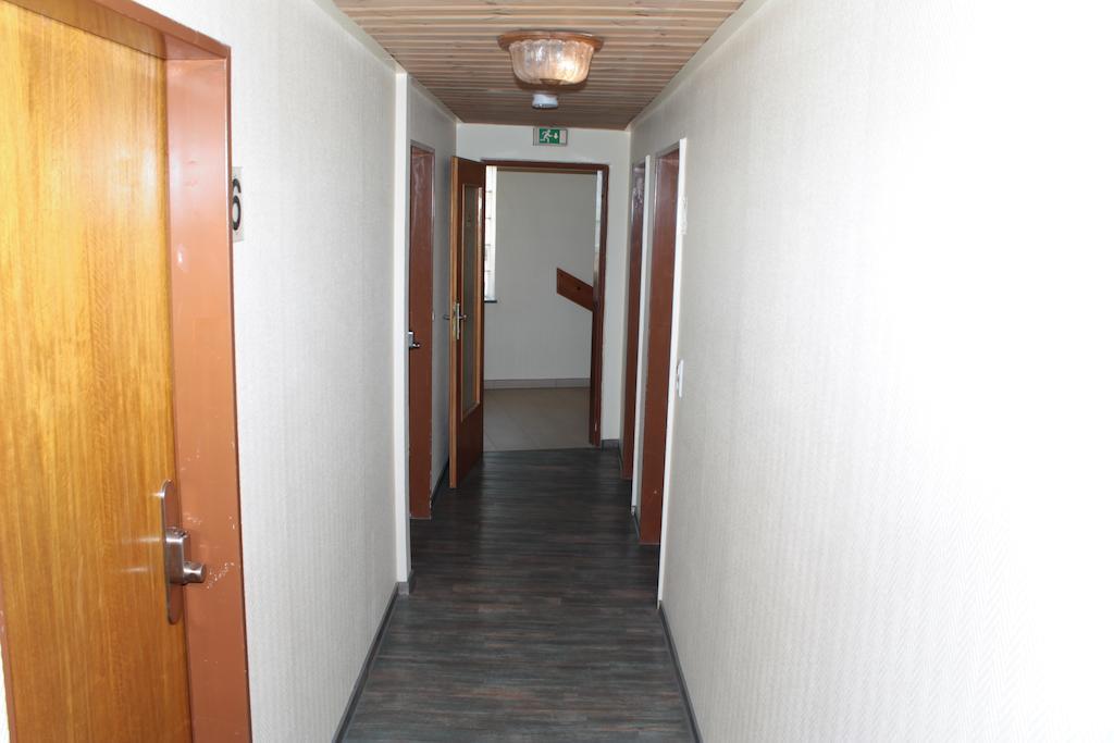 Garni Zum Adler Hotel Gensingen Phòng bức ảnh